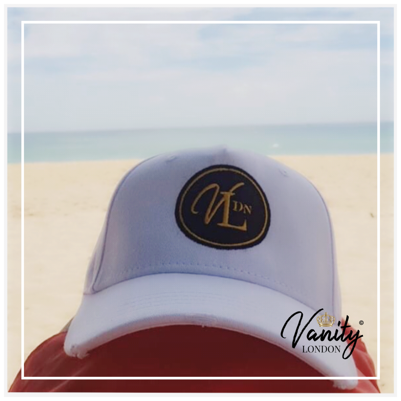 Badge logo hat