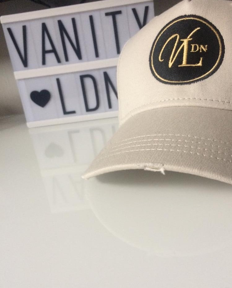 Badge logo hat